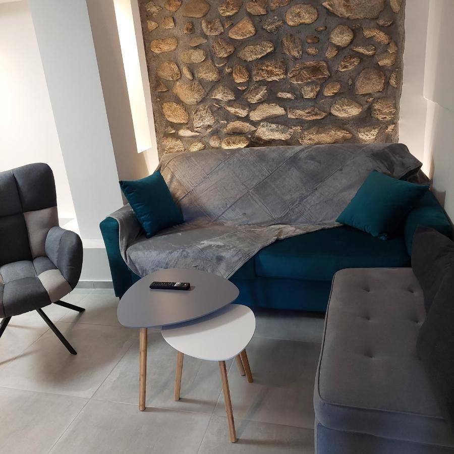 Avli Luxurious House Apartment Калампака Екстериор снимка